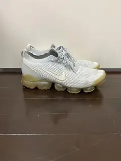 Nike Air Vapormax ホワイト/クリーム