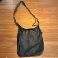 mont-bell ナイロンショルダーバッグ　モスグリーン