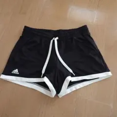 adidas テニスキュロット ブラック M