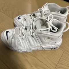 NIKE AIR MORE UPTEMPO ホワイト スニーカー