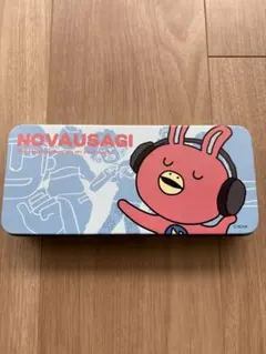 NOVAうさぎ　缶ペンケース