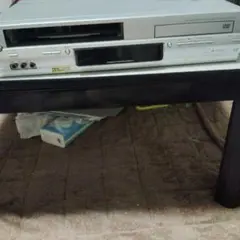 Item thumbnail for item b8a5e283-f0e1-4295-869c-512b24259dad