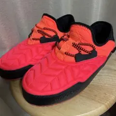 新品　ニューバランス キャラバンモック V2 23センチ