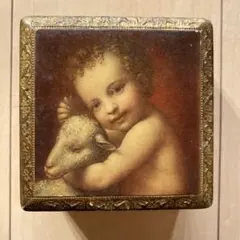 アンティーク風小物入れ　木製 ヨーロッパのお土産