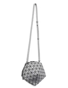Baobao 三宅一生　ISSEY MIYAKEのサムネイル