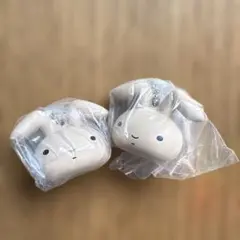 新品未使用/クレヨンしんちゃん　リップキャップ　ウサギ2個セット