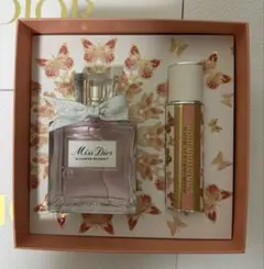 Dior 水筒 2023クリスマス限定 蝶柄水筒（VIC限定ノベルティ） | Mercari