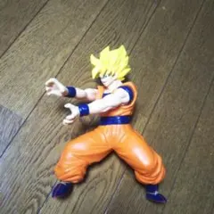 ドラゴンボール　超サイヤ人孫悟空　フィギュア