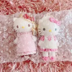 ハローキティ展　シークレットマスコットチャーム　エプロン　ウェイター