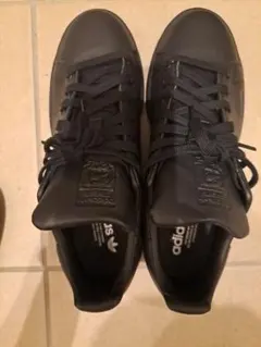美品 adidas Stan Smith ブラック