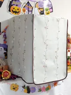 Item thumbnail for item 3ec2d2ea-a4e0-4b22-af8b-4af169097b9c