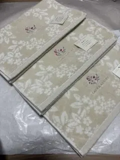 Item thumbnail for item e4c1a5a0-ab84-43d7-a5a2-4fea604d3ffb