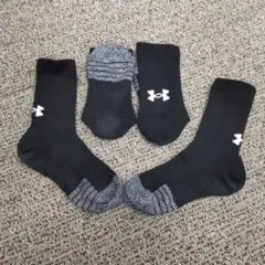 Under Armour スポーツソックス 4足セット YLG 黒のサムネイル