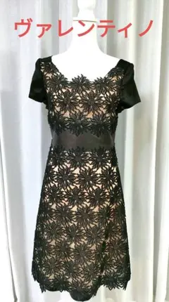 2025年最新】VALENTINO 半袖の人気アイテム - メルカリ
