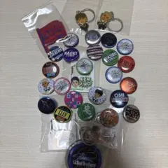 JSB3 カラビナ・バッジセット