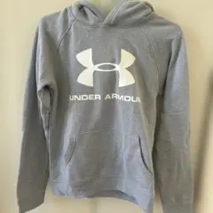 UNDER ARMOUR グレー フード付きパーカー YLG