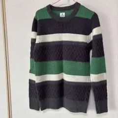 R.NEWBOLDのセーターのサムネイル