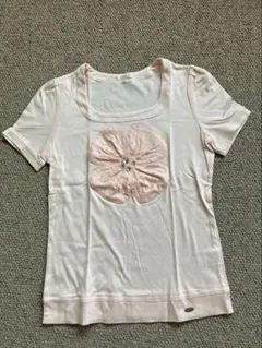 TO BE CHIC ピンク 花モチーフ Tシャツ II Mサイズのサムネイル