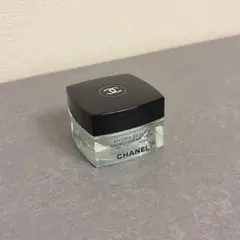 【美品】CHANEL シャネル イドゥラビューティマイクロアイクリームのサムネイル