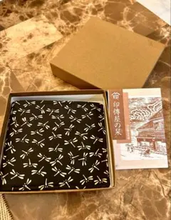 印傳屋 二つ折り財布 鹿革 トンボ柄made in Japanのサムネイル