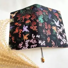 和柄　紅葉と鳥ブックカバー　文庫本サイズ
