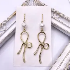 98.ハンドメイド ピアス ゴールド リボン