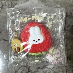 シークレット】Momo スクイーズ ニット風フルーツシュークリーム