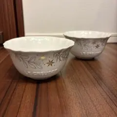 【美品】ルクルーゼ ボウル 2個セット スノーフレーク 葉 白 深皿 鉢のサムネイル