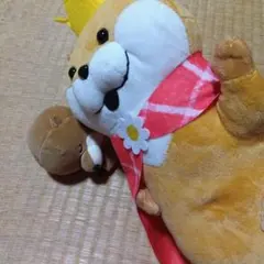 23日迄　カワウソのぬいぐるみ　可愛い嘘のかわうそ　王冠