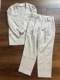 THE SUIT COMPANY パンツスーツ 38ライトグレー