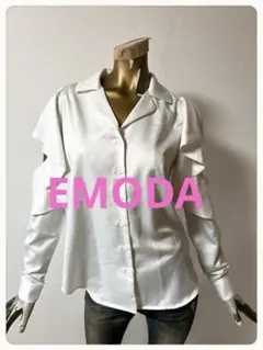 ☘️T23641☘️EMODA フリルショルダーシャツ F - メルカリ
