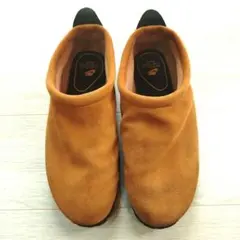 NIKE エアモック