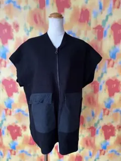 ブラックオーバーサイズベスト