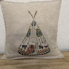 コーラル &タスク　テント柄クッション キツネドール付き