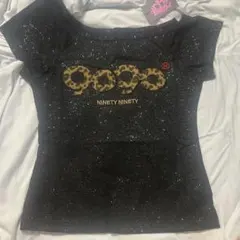 オフショルダー Tシャツ