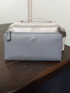 M*O様 COACH グレー レザー 長財布