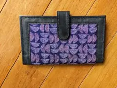 値下げ！葉模様刺繍 長財布