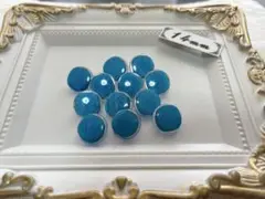 187.水色　ボタン　レトロ