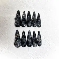 ネイルチップ ゴシック ニュアンス 黒 マーブル シルバー 薔薇 クロス y2k