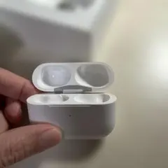 AirPods Pro 第二 世代USB-C充電ケースのみ
