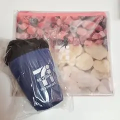 セブンイレブン　ハッピーくじ　ぬいぐるみチャーム　フラットポーチ　2点