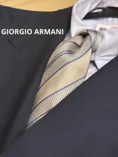 【美品】ジョルジオアルマーニ　シルバー×ブルー　ストライプ　シルクネクタイ