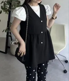 プロズヴェール　Vネックギャザーペプラムジレ　Mサイズ　黒　パールボタン