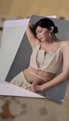 柴田あゆみ B5クリアファイル ayumi2 柴田あゆみ B5クリアファイル ayumi2 - メルカリ