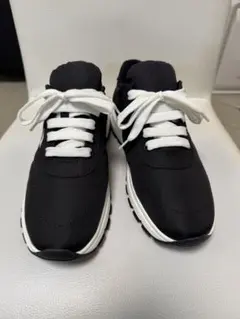 PRADA プラダ ロゴスニーカー 37ハーフ 24㎝ 黒 - メルカリ