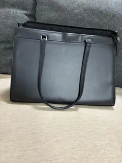 ビジネスバッグ　A4サイズ　就活　ブリーフケース　黒トートバッグ