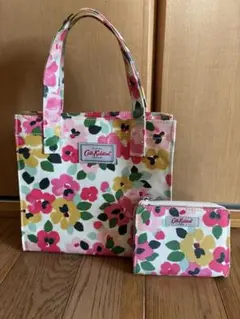 Cath Kidston 花柄トートバッグと二つ折財布セット