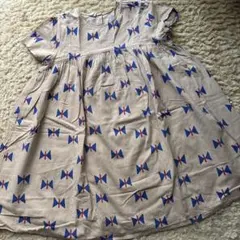 韓国子供服 蝶柄 ベージュ 半袖ワンピース 130cm