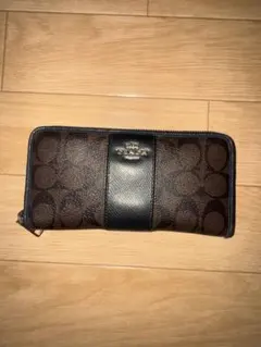Coach ロゴ入り長財布 ブラウン/ブラック