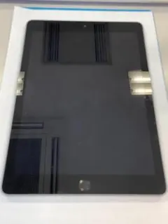 【中古】ipad　第6世代　2018　32G　シルバー Wifi